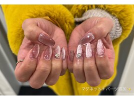 マグネットネイル＋パーツ追加♪