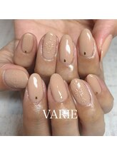 ヴァリエ(VARIE)/