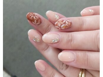 ネイルパキラ(nail pachira)/秋のフラワーネイル