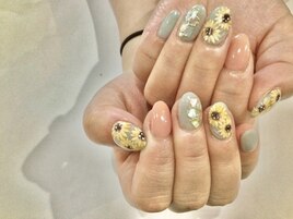 ☆ひまわりアートの推しネイル☆