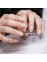 たゆ ネイル(たゆnail)/ニュアンスキラキラネイル