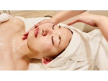 ポーラ ザ ビューティ 岸和田駅前店(POLA THE BEAUTY)/引き上げ