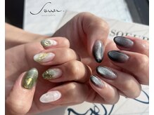 ふとした瞬間に目に入る指先が今日1日の気分を上げてくれます♪