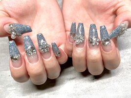 フラッシュネイル　雪ネイル