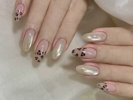 豹柄ネイル