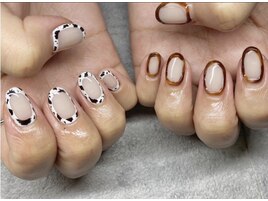 秋の囲みネイル♪