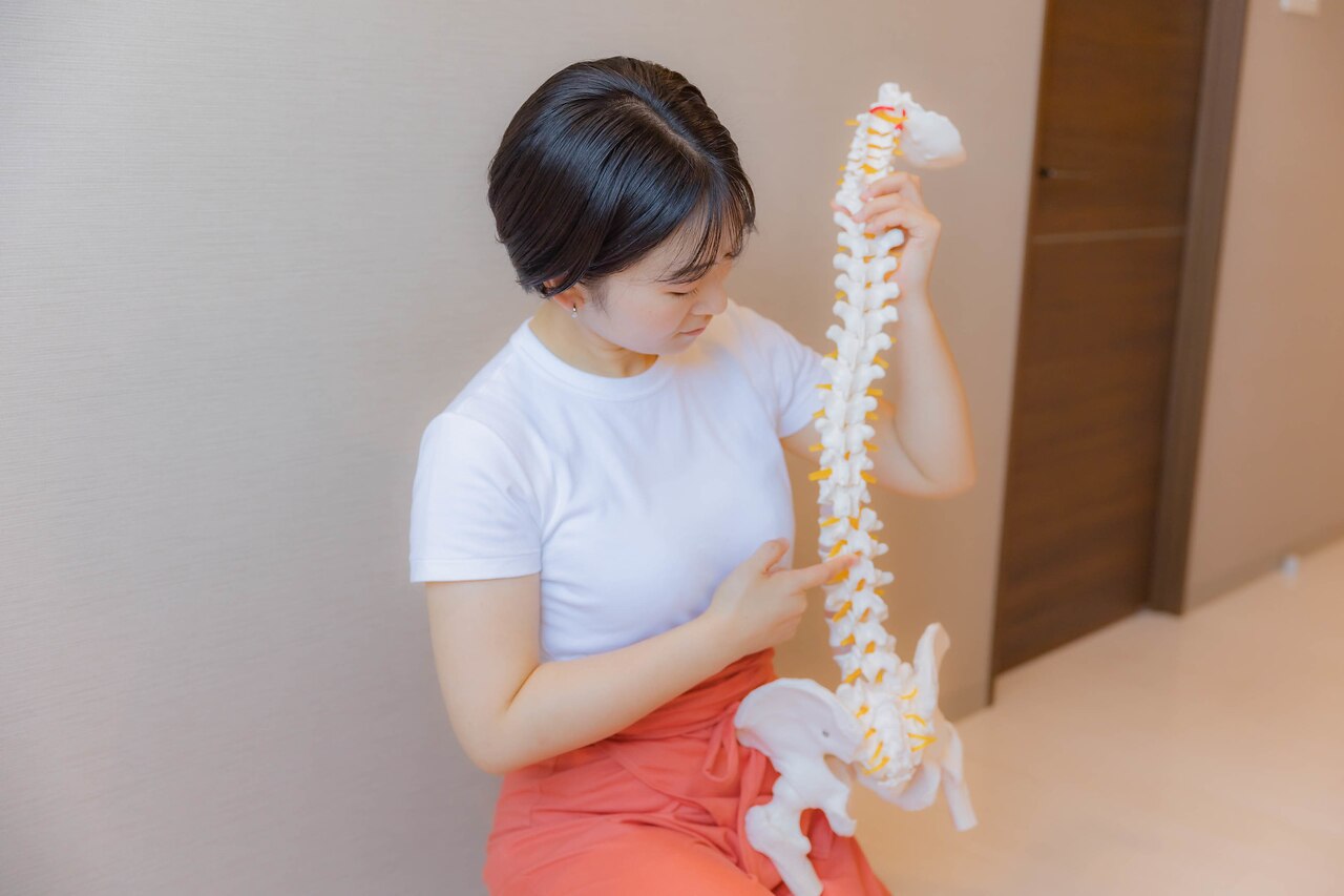 【首肩疲れ解消】整体（骨盤矯正）＋ヘッドセラピー90分【肩こり/腰痛/整体】