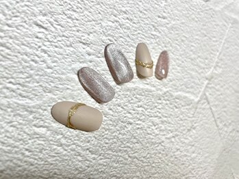 アンドエミニー エン ラボーテ(& EMINY 艶 la beaute)/【ニュアンスアート】