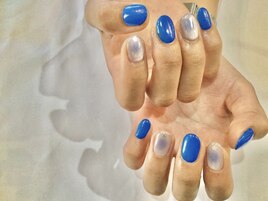 ☆青&ホワイトのチークネイル☆