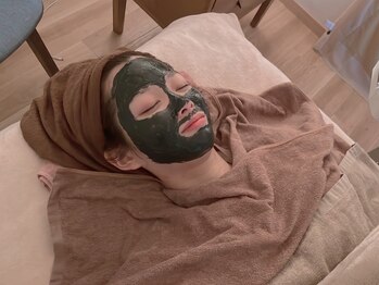 サロンリンセ(Rinse)の写真/【肌質改善・毛穴吸引】MDNA SKINの磁力により、毛穴の黒ずみを優しく除去☆肌の土台作り/ニキビケアにも◎