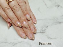 フランセス(Frances)/リーフスタッズ×斜めフレンチ