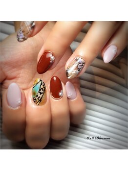 ネイルサロンアンドスクールエムズブロッサム(Nailsalon & school M's Blossom)/ジェルアートやり放題コース