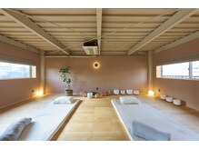 ナムナム(NAMNAM)の雰囲気（ギャラリーのような空間。脳疲労や自律神経の乱れを整えます。）