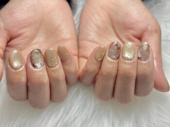 ルポ(Repos)の写真/【迷ったら定額♪】トレンドを抑えた大人可愛い定額ネイルが¥6500～★丁寧なケアで持ちも◎カラー変更OK
