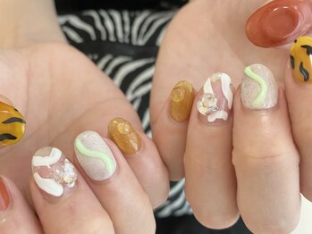 ルア(lua.)の写真/ショートNail派さんも大満足♪爪は伸ばせないけどお洒落をしたい方にも◎トレンド～シンプルまでご用意☆