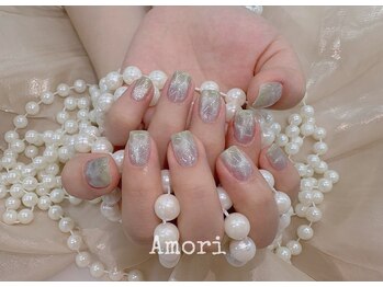 淡緑グラデ水波マグネットネイル