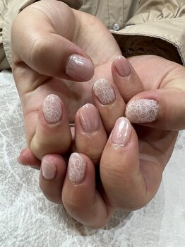 ブライズ(BRISE)/☆花レース柄