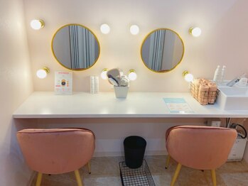 ラココ アイネスフクヤマ店(LACOCO)/広々としたパウダールーム