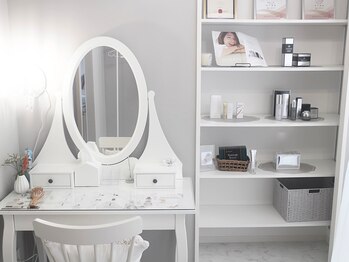 ソラリス(solaris)/メイク台