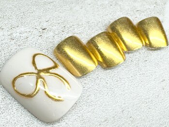 チェリーズネイル(Cherrys Nail)/ゴールド リボンネイル