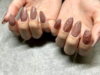 ネイルアンドアイラッシュ シヴァ(Siva)/