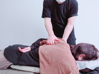 よしなが整体院の写真/スッキリ感の違いを実感できる【口コミ高評価の人気店】長時間のPC作業やスマホ首等、首肩肩甲骨のコリに!