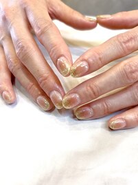 ラメ×チークネイル