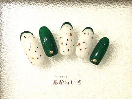 秋冬ネイル　つぶつぶ　グリーン