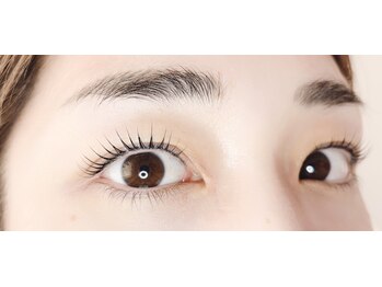 ロカヒ(Lokahi)/地まつ毛を魅せます