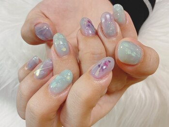 アルーレン(Aluren)の写真/≪指先が綺麗だと気分もHAPPYに♪》シンプルから華やかなデザインまで対応★豊富なカラーやパーツもご用意!