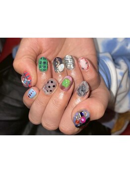 ショートネイルデザインが豊富