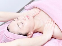 リリアン(Re Lien)/極上のデコルテマッサージ♪