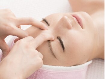 サロン ド アール(salon de R.)/●お顔コルギ●施術風景