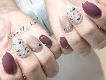 リアーナネイル(LianA Nail)/
