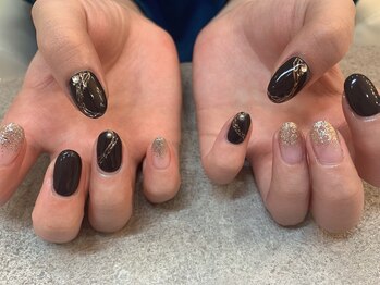 リリカネイル(Ririka nail)/ミラーアートネイル