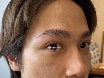 ハリウッドブロウリフト ワクシー 青山店(HOLLYWOOD BROW LIFT WAXYYY.)/MENS HBL&まつげパーマ¥9,500~