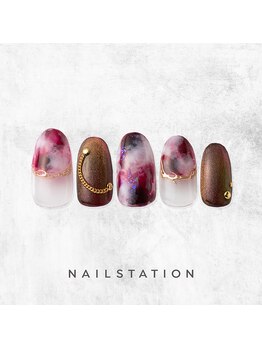 ネイルステーション ルミネ新宿1店(NAIL STATION)/ニュアンス／パラジェル