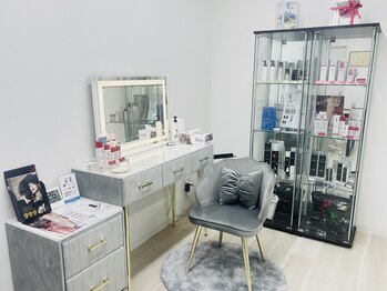 アール(R)/【 ドレッサー 】