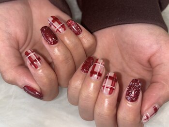 ボルドーチェックネイル
