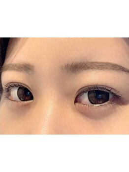 ナチュラル上品な目元にしたい