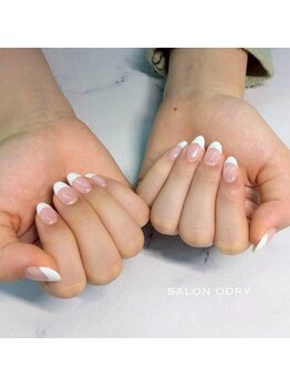 サロン オードリー 栄店/フレンチネイル