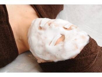 シルグラン(SIL gran)/鎮静レストセル施術風景