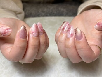 ココズルーム(KOKO's Room)/いちごフラペ