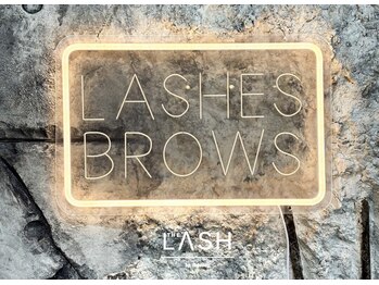 ザラッシュ バイ ディグダグ(THE LASH by digxdug.)/