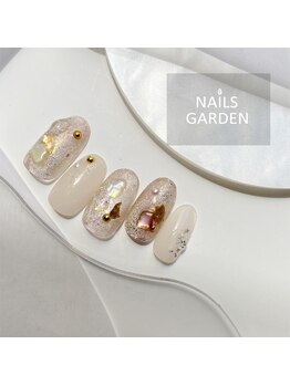 ネイルズガーデン(NAILS GARDEN)/シェルでニュアンスネイル