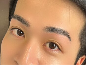 エムズアイブロウ 大和西大寺(M’sアイブロウ)/メンズハリウッドブロウリフト