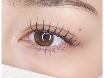 アイラッシュリリィ(Eyelash Lily)の写真/韓国アイドル風束感も◎目元で勝負♪[マツエク/マツパ]であなたの魅力を引き出します★