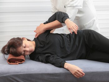 クーオス(KuuOs)/猫背整体プラス