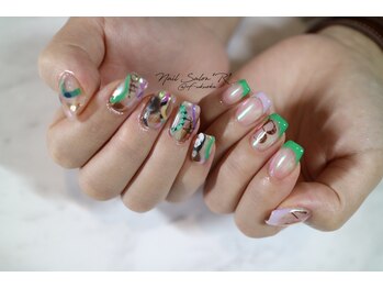 ネイルサロン R/スタイリングコース