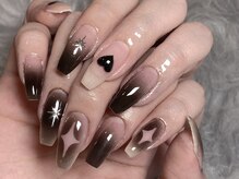 ダークハニー 原宿店(Dark Honey)/クールかわいい黒グラネイル